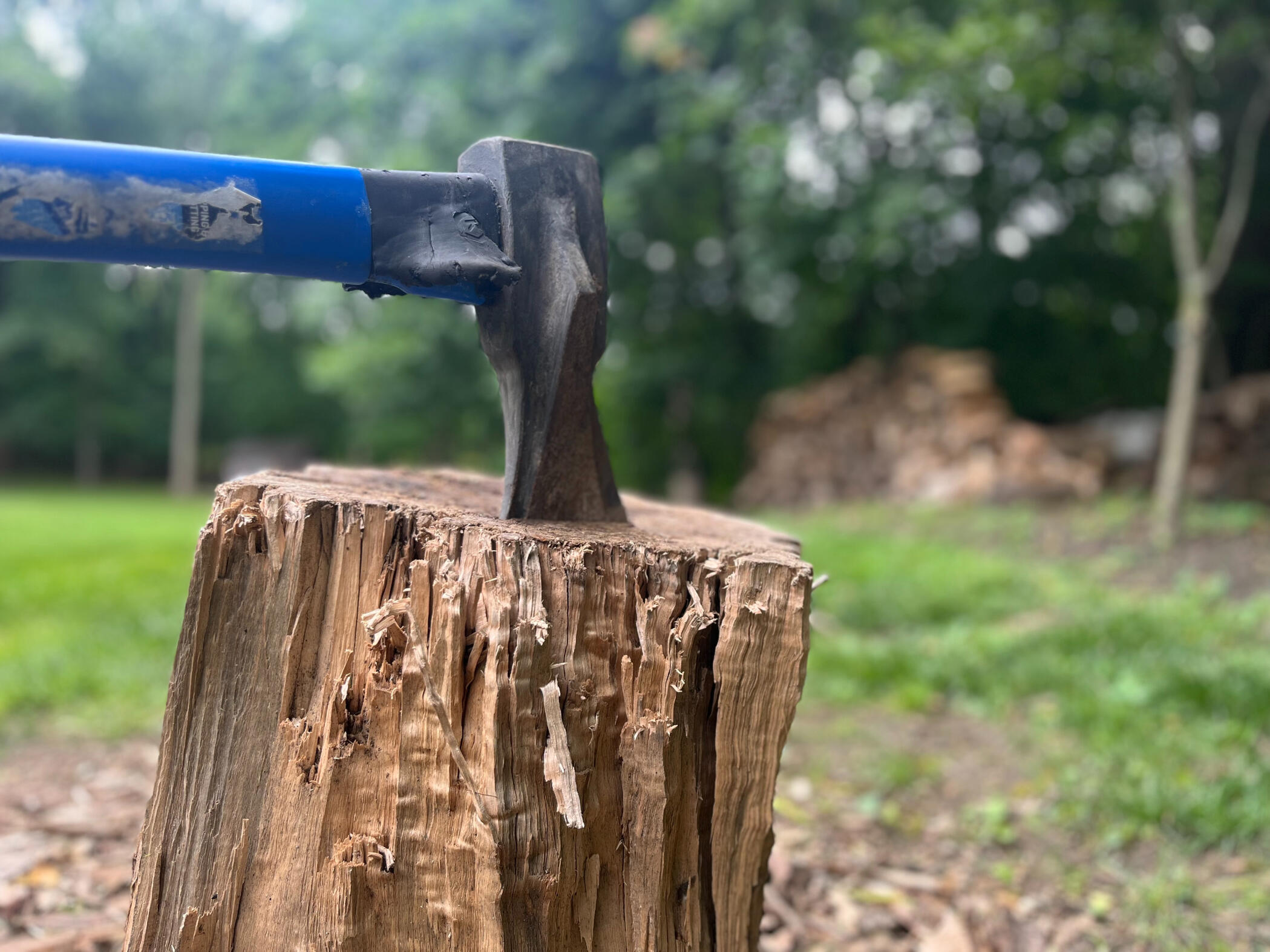 About J&J's Firewood - The Best Firewood Supplier on Long Island J&J's Firewood is The Best Firewood Supplier on Long Island